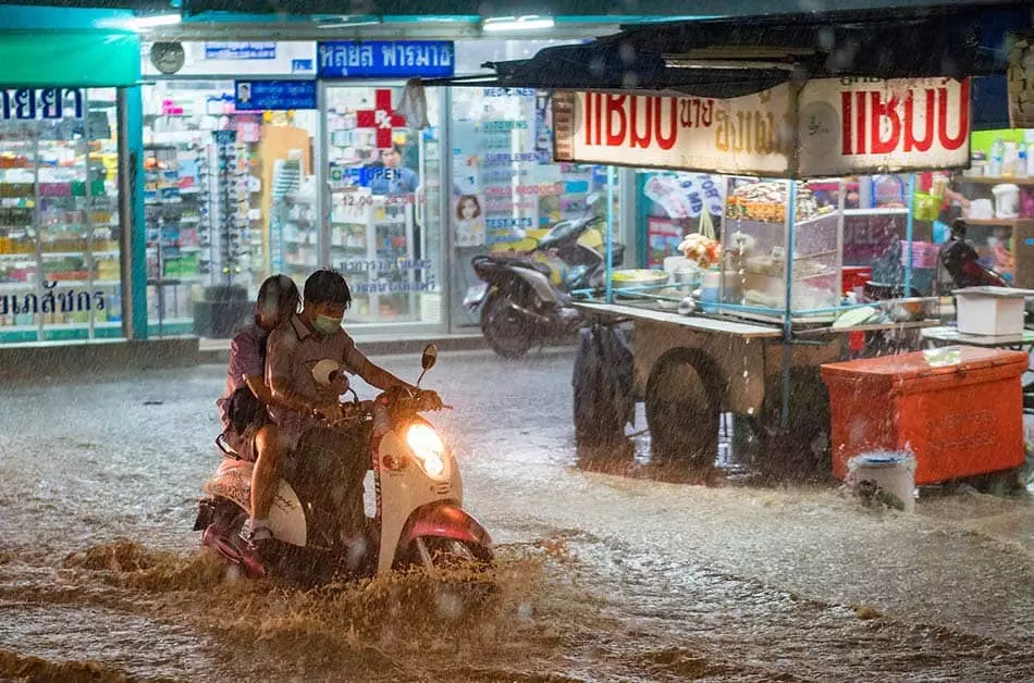 pioggia in thailandia
