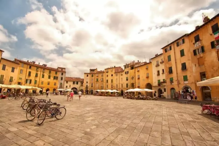 Dove Dormire a Lucca e Dintorni: Guida completa